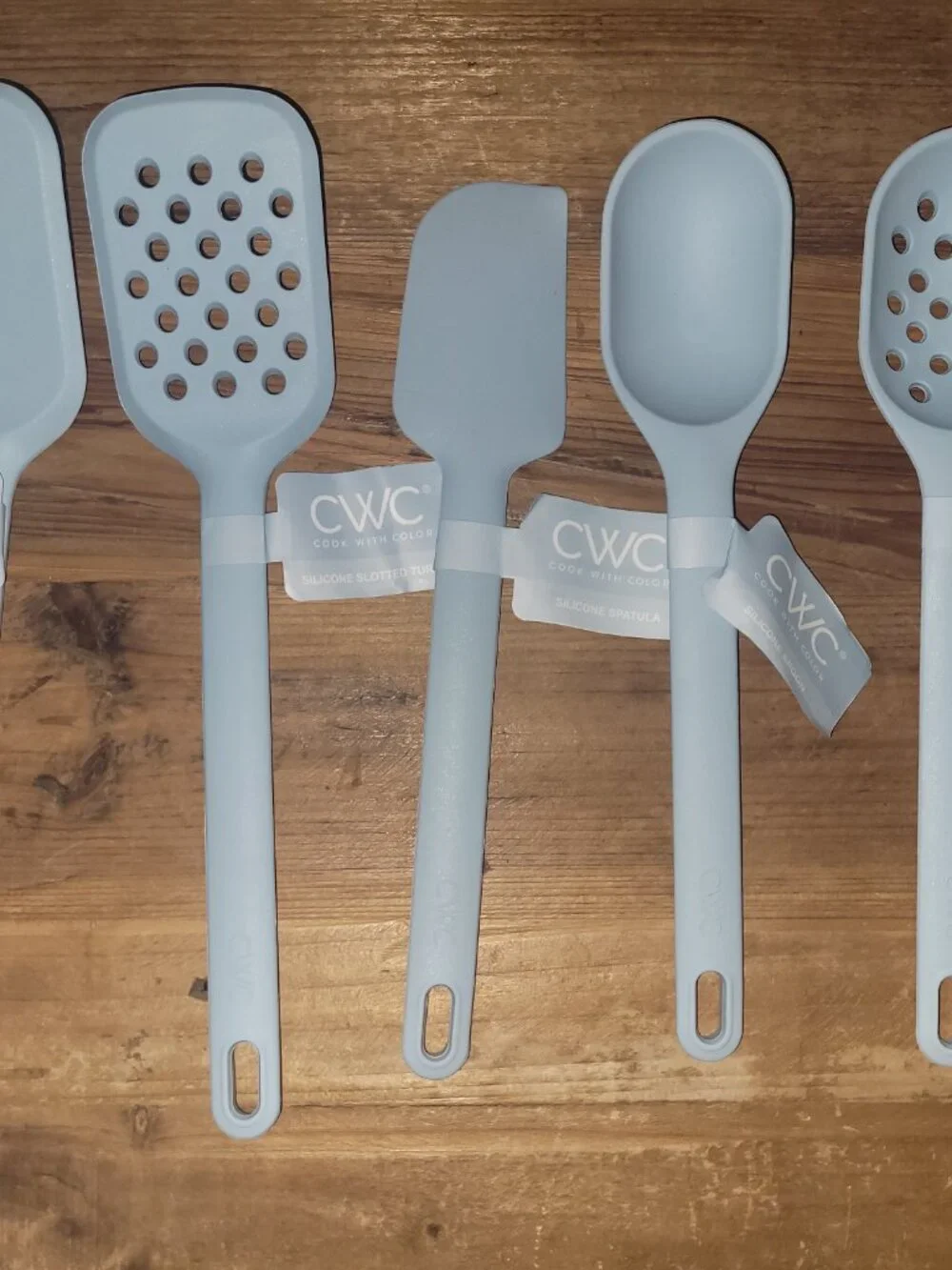 NWT Set of 5 Silicone Kitchen Utensils